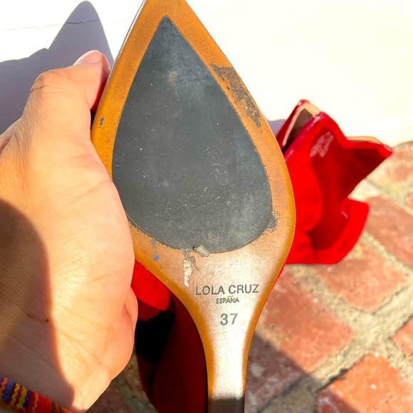 Lola Cruz. Red suede 👠 shoes. Size 37 EUR. Made in Spain 🇪🇸. - Picture 4 of 6
